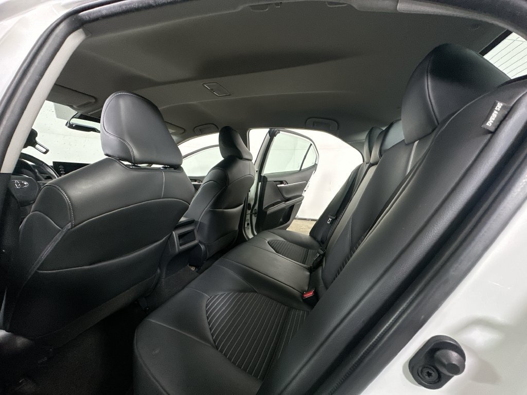 Used 2024 Toyota Camry SE FWD image 15