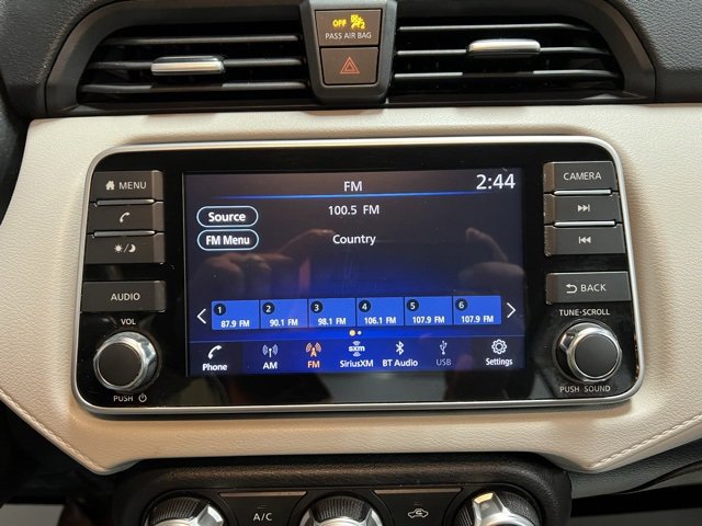 Used 2021 Nissan Versa SV image 31