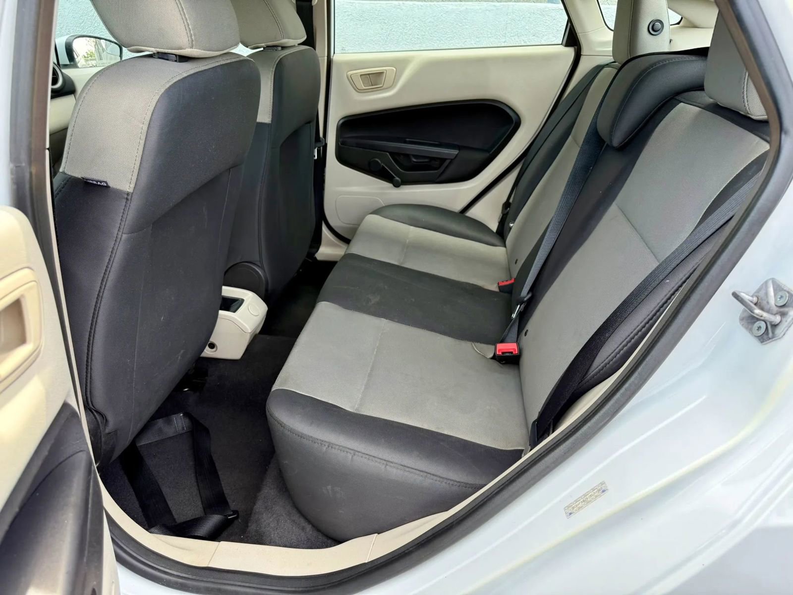 Used 2012 Ford Fiesta S image 13