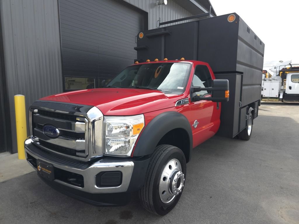 Used 2015 Ford F550 4x4 Regular Cab Super Duty image 3