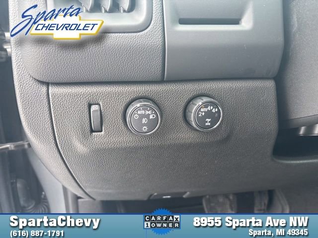 Used 2022 Chevrolet Colorado LT w/ LT Convenience Package image 11