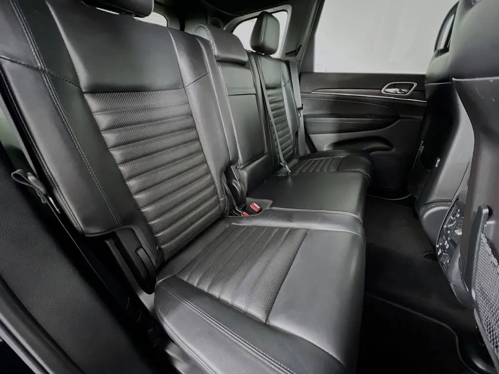 Used 2018 Jeep Grand Cherokee Limited RWD image 28