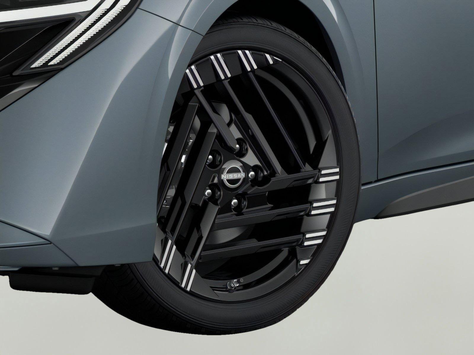 New 2026 Nissan Sentra SR w/ SR Premium Package FWD image 9