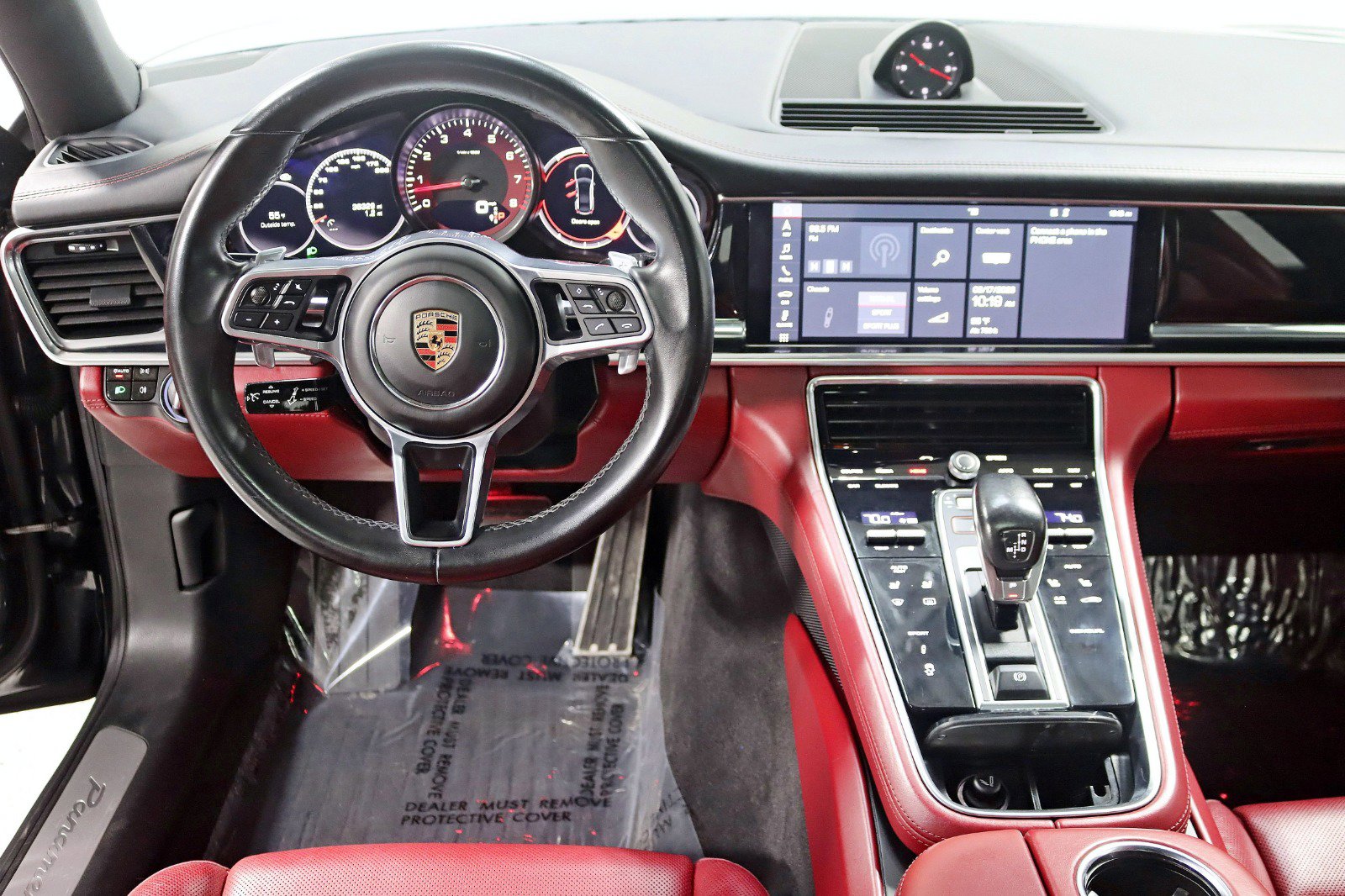 Used 2018 Porsche Panamera 4S w/ Premium Package Plus image 16