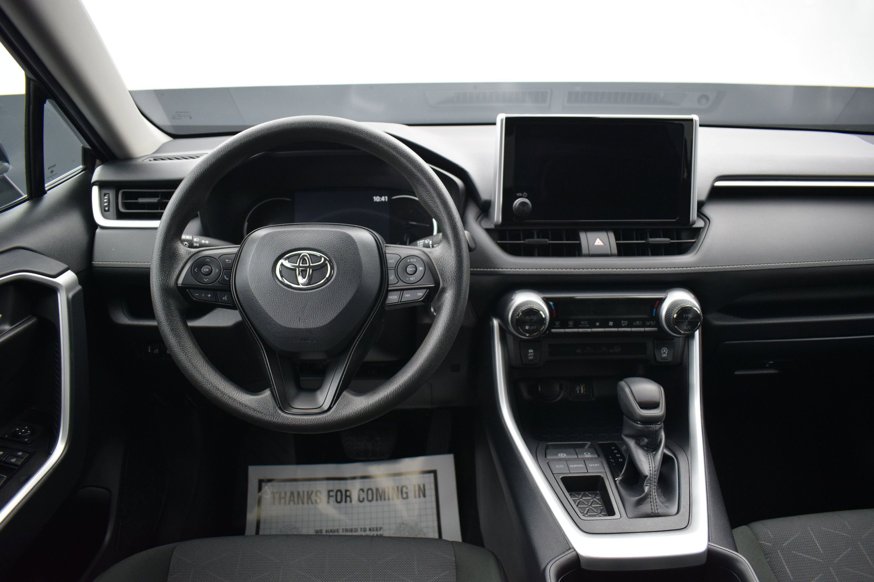 Used 2025 Toyota RAV4 XLE FWD image 14