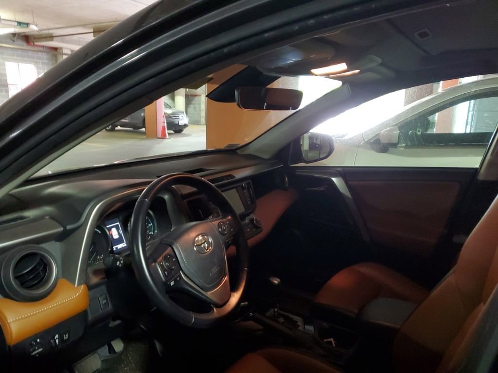 Used 2017 Toyota RAV4 Limited w/ Advanced Technology Package AWD/4WD image 8