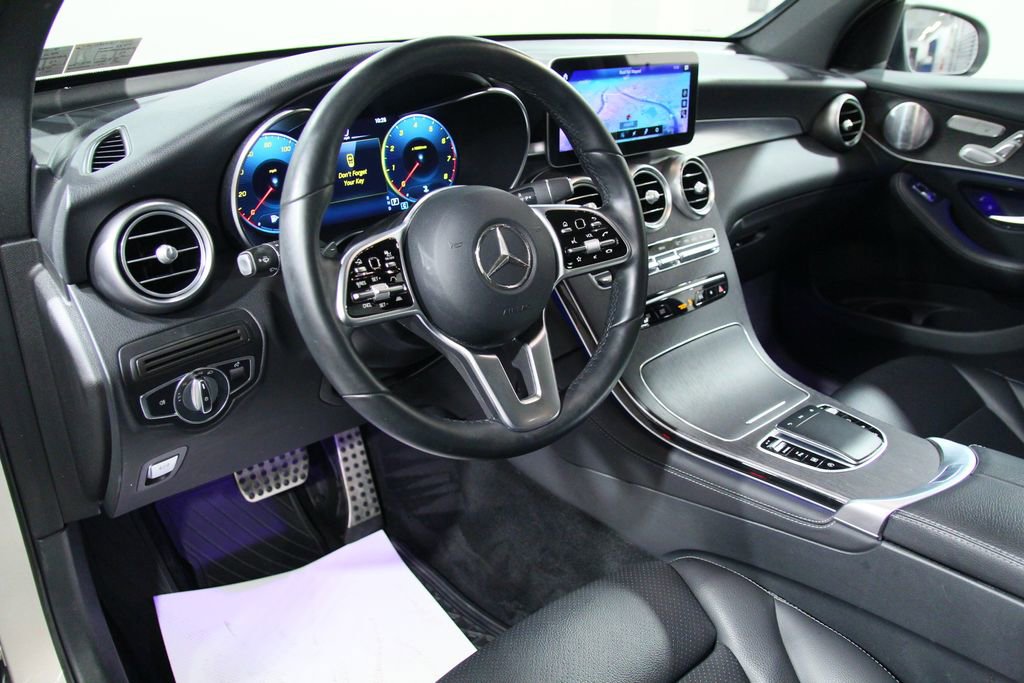 Certified 2020 Mercedes-Benz GLC 300 4MATIC image 5