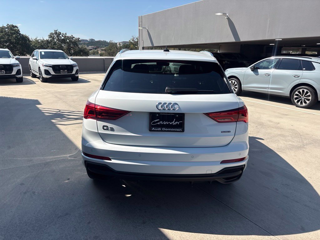 Used 2024 Audi Q3 2.0T Premium AWD/4WD image 8
