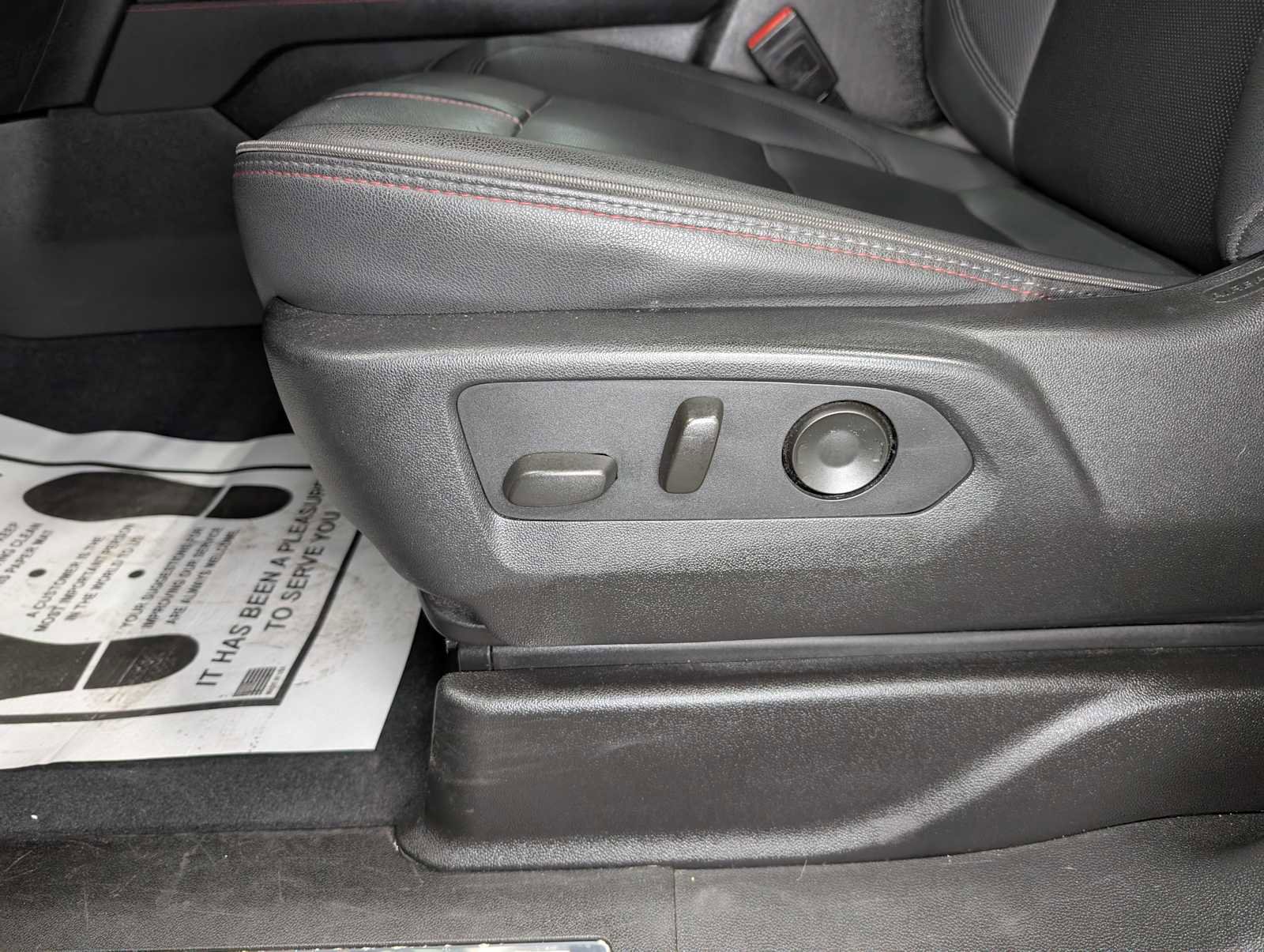 Used 2022 Chevrolet Tahoe RST w/ Luxury Package image 41