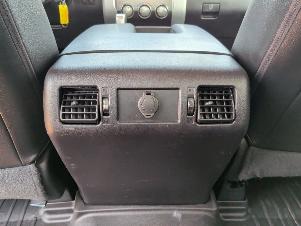 Used 2015 Toyota Tundra SR5 w/ SR5 Upgrade Package RWD image 37