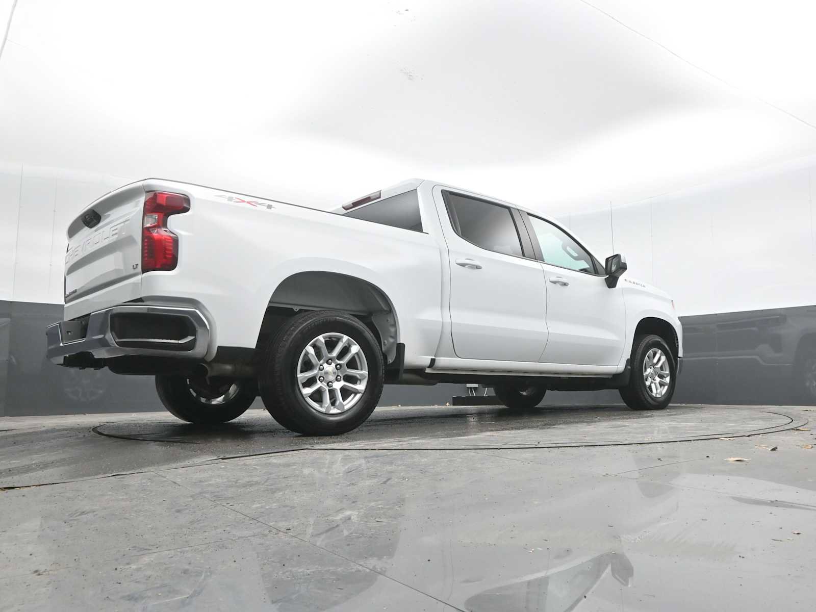 Used 2022 Chevrolet Silverado 1500 LT image 49