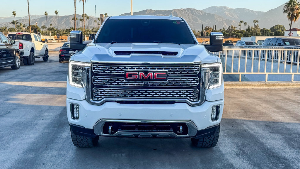 Used 2022 GMC Sierra 2500 Denali w/ Technology Package AWD/4WD image 3