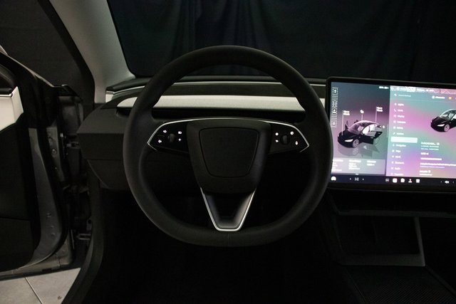 Used 2025 Tesla Model 3 Long Range image 23