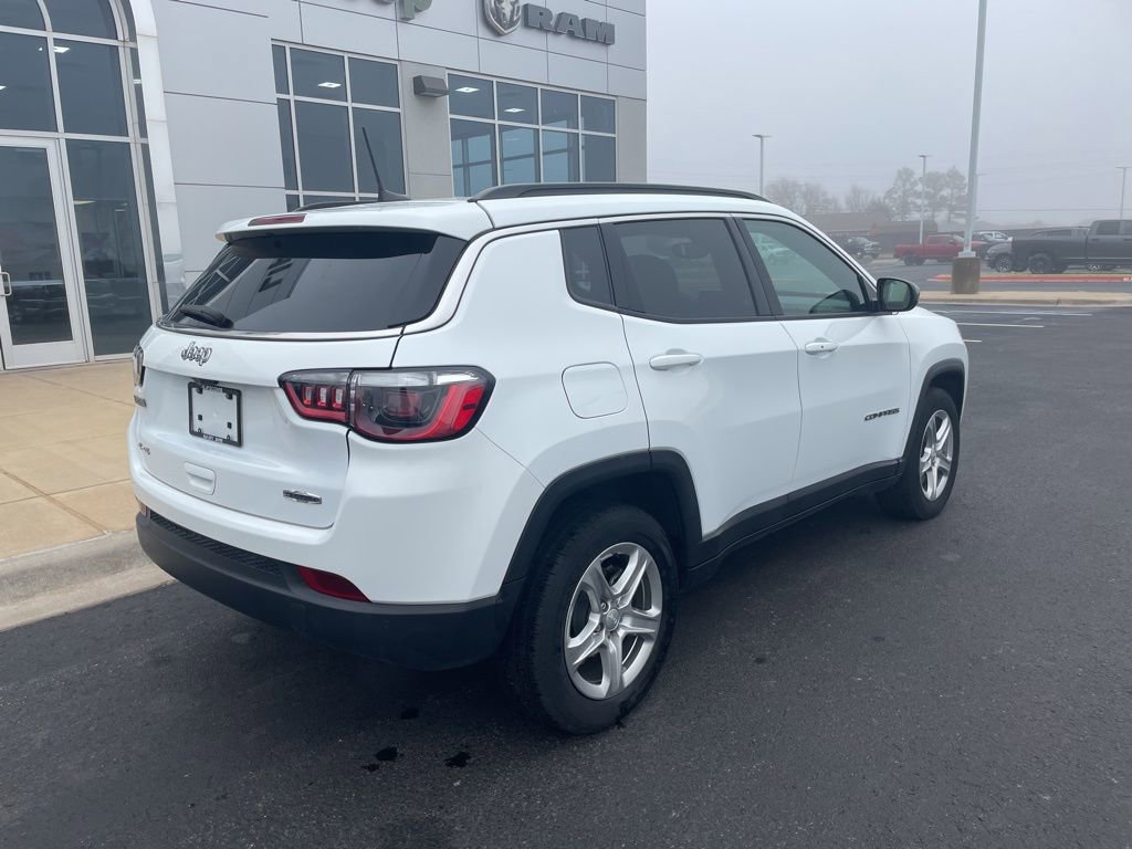 Used 2024 Jeep Compass Latitude image 7