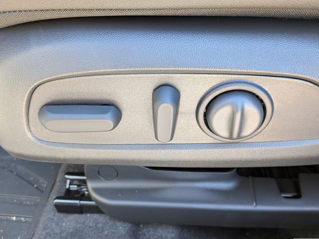 New 2026 Buick Envista Sport Touring w/ Studio Series FWD image 17