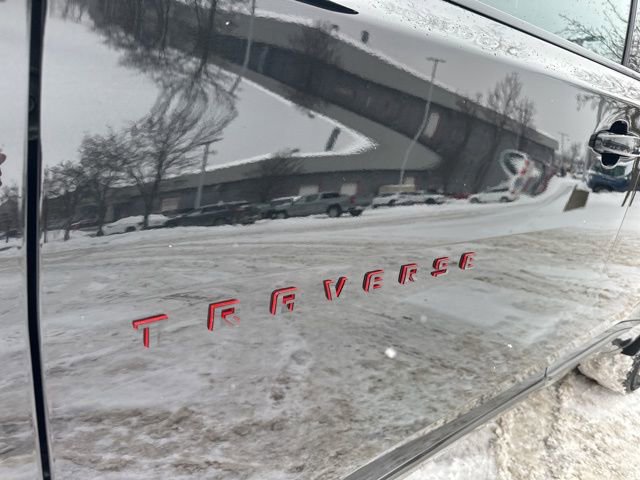 Used 2023 Chevrolet Traverse Premier w/ Redline Edition image 26