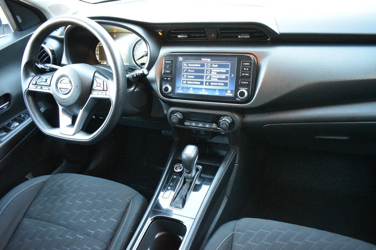 Used 2022 Nissan Kicks SV FWD image 25