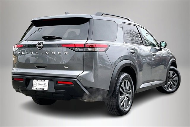 Used 2022 Nissan Pathfinder SV image 5