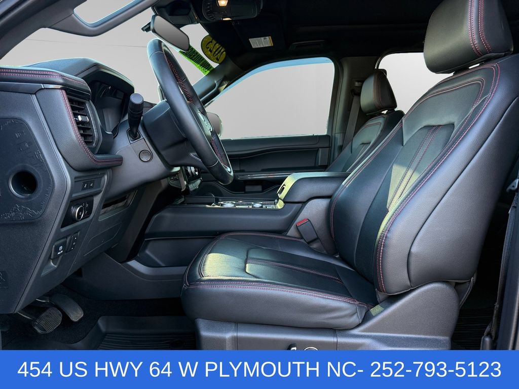 Used 2023 Ford Expedition Limited AWD/4WD image 9