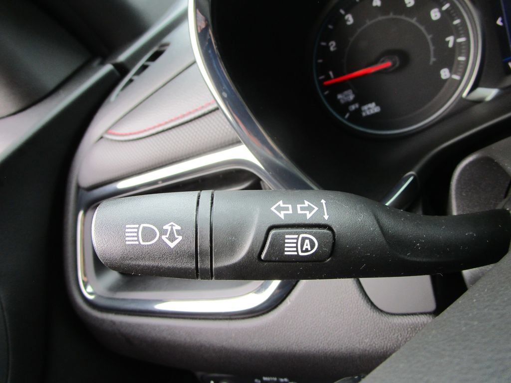 Used 2024 Chevrolet Equinox RS FWD image 38