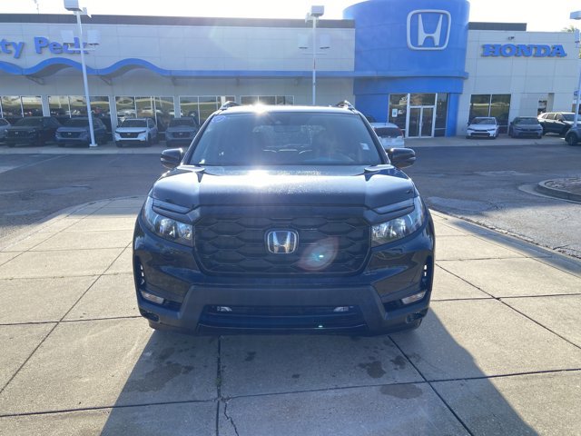 Used 2023 Honda Passport Elite image 3