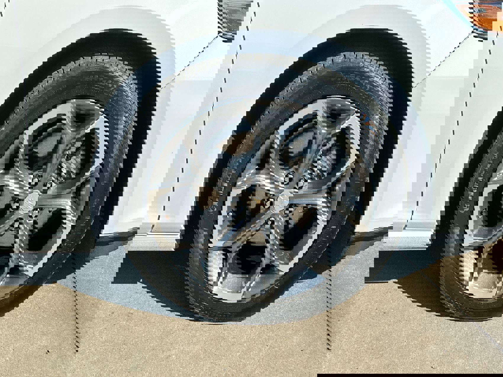 Used 2024 Chevrolet Malibu LT image 10