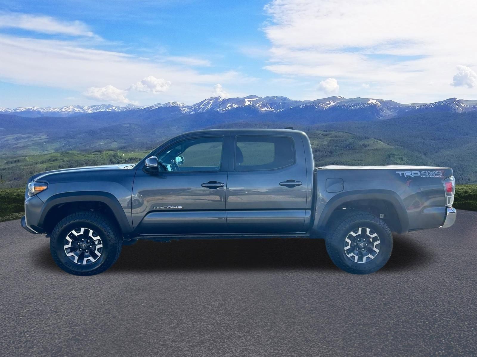 Certified 2023 Toyota Tacoma TRD Off-Road image 2