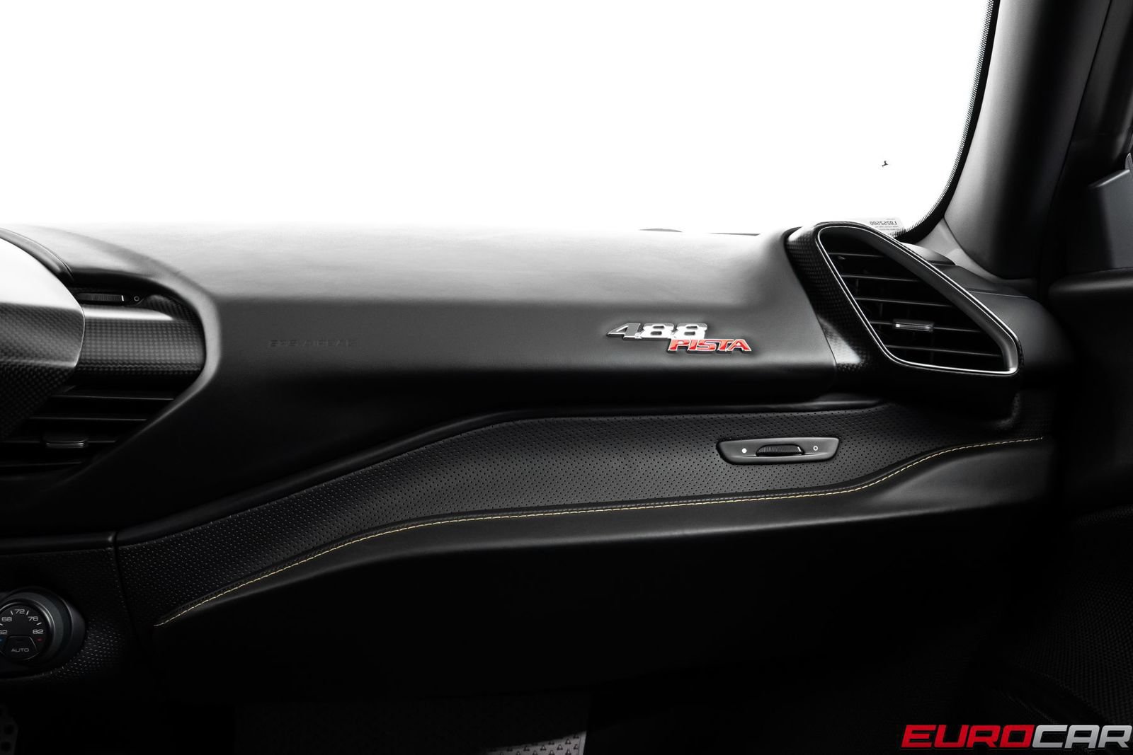 Used 2020 Ferrari 488 Pista Coupe RWD image 46