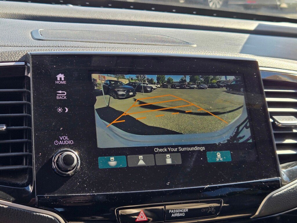 Certified 2022 Honda Pilot Touring image 17