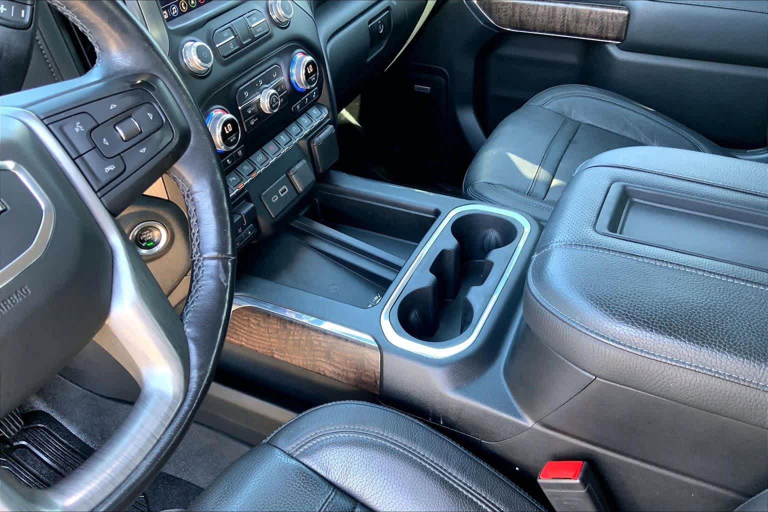Used 2020 GMC Sierra 1500 Denali w/ Denali Ultimate Package AWD/4WD image 16