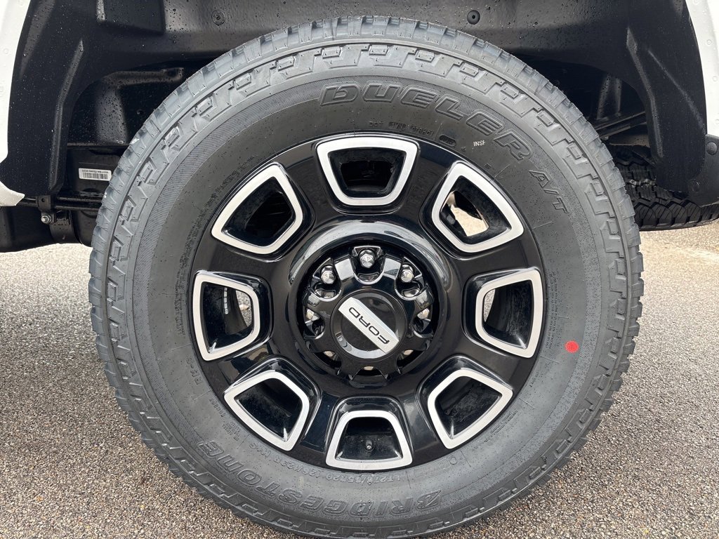 New 2026 Ford F250 Platinum image 7