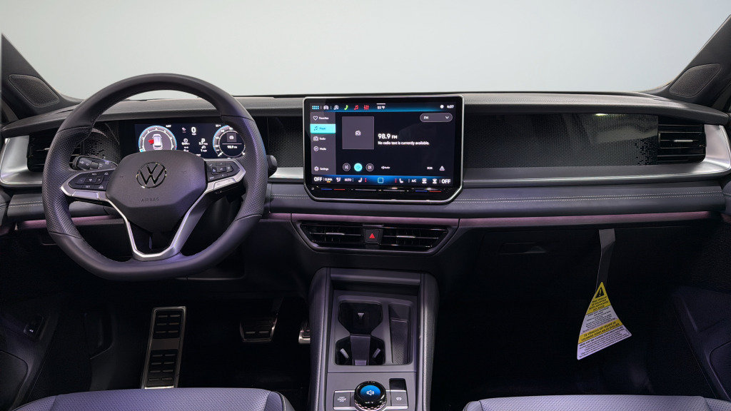 New 2026 Volkswagen Tiguan SE R-Line AWD/4WD image 28