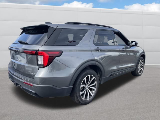 Used 2026 Ford Explorer ST-Line AWD/4WD image 9