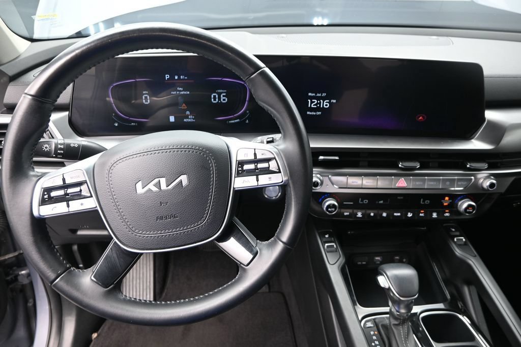 Used 2023 Kia Telluride S w/ S Sunroof Package FWD image 22
