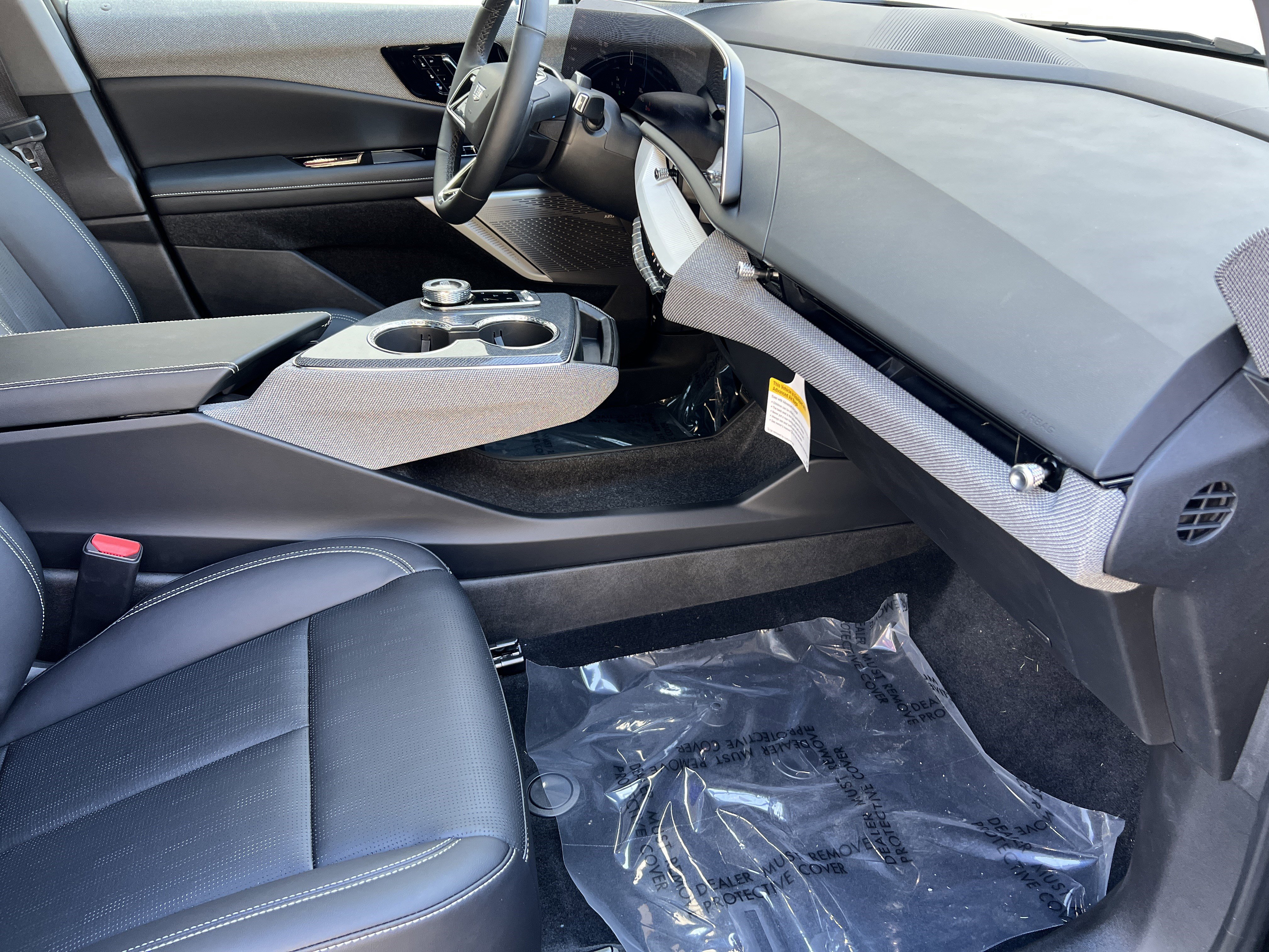 New 2025 Cadillac Optiq Sport 2 image 24