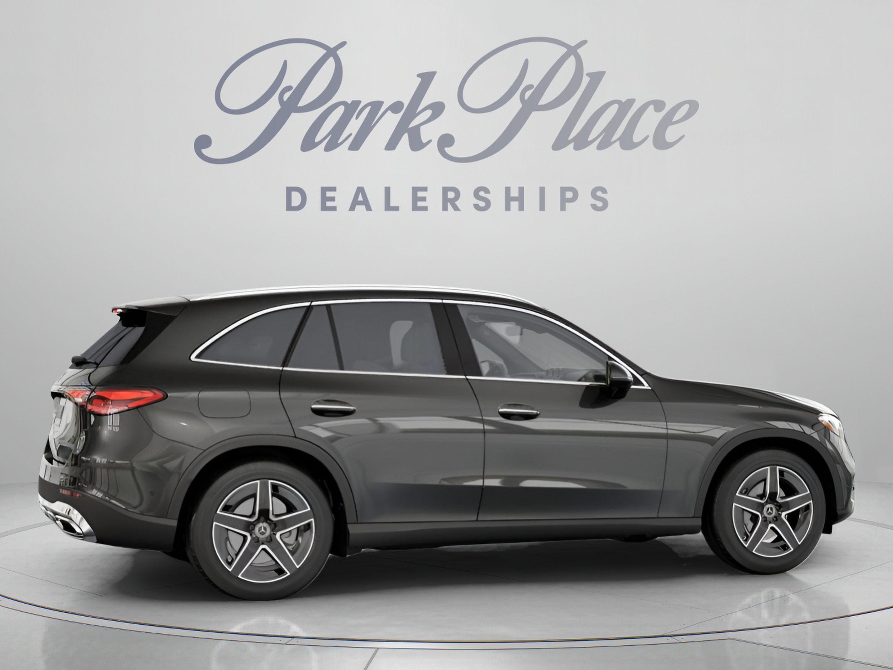 Used 2026 Mercedes-Benz GLC 300 image 24