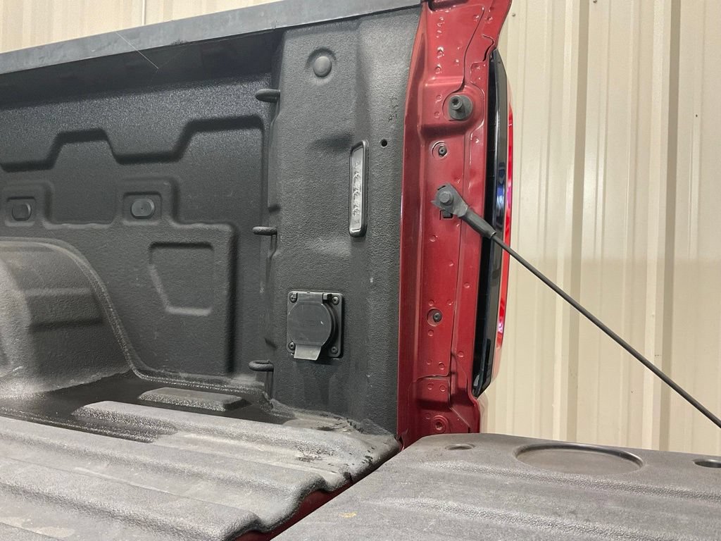 Used 2019 GMC Sierra 1500 SLT AWD/4WD image 28