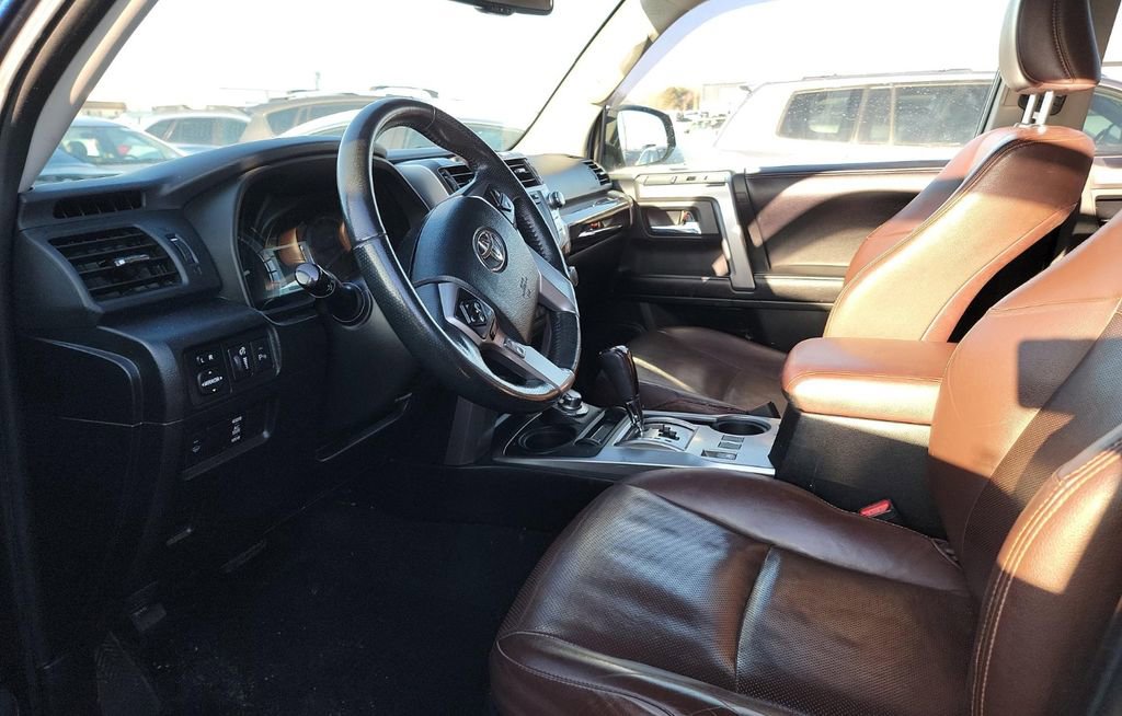 Used 2018 Toyota 4Runner Limited image 34