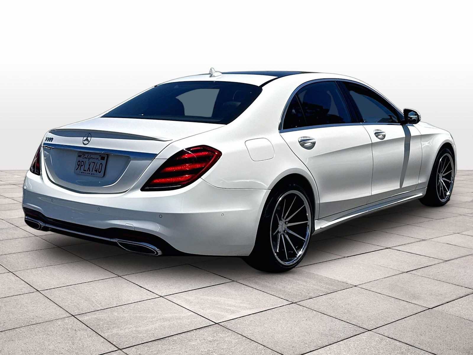 Used 2018 Mercedes-Benz S 560 Sedan image 15