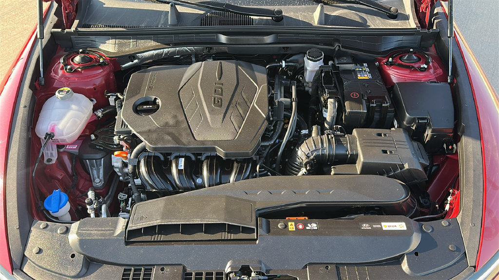 Used 2025 Hyundai Sonata SEL FWD image 3