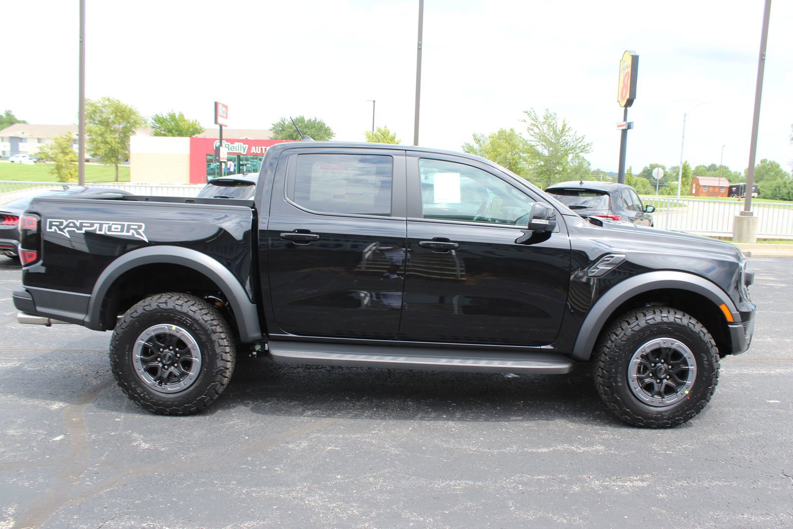 New 2025 Ford Ranger Raptor image 8