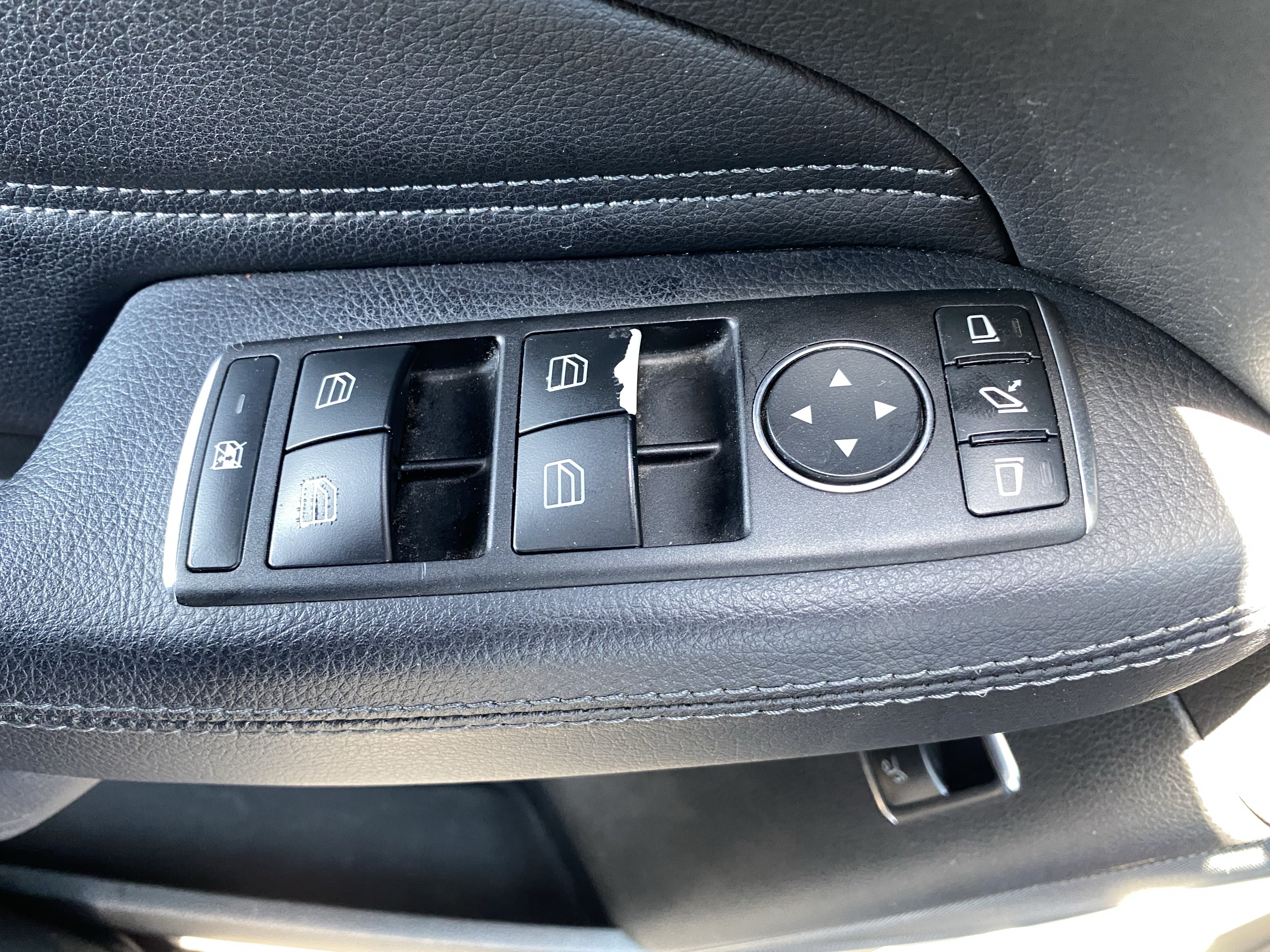 Used 2019 Mercedes-Benz GLE 400 4MATIC image 19