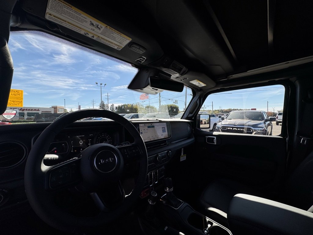 New 2026 Jeep Wrangler Unlimited Rubicon image 17