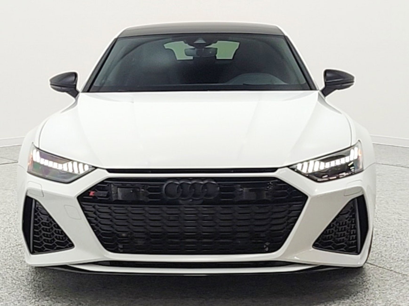 Used 2024 Audi RS 7 Performance AWD/4WD image 2