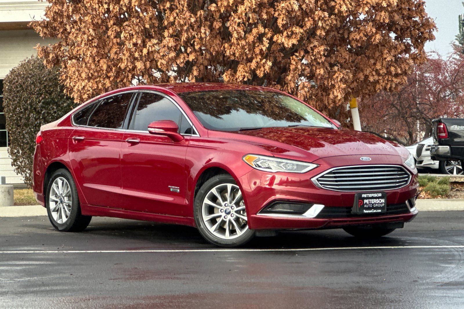 Used 2018 Ford Fusion Energi SE image 2