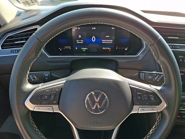 Used 2022 Volkswagen Tiguan SE AWD/4WD image 19