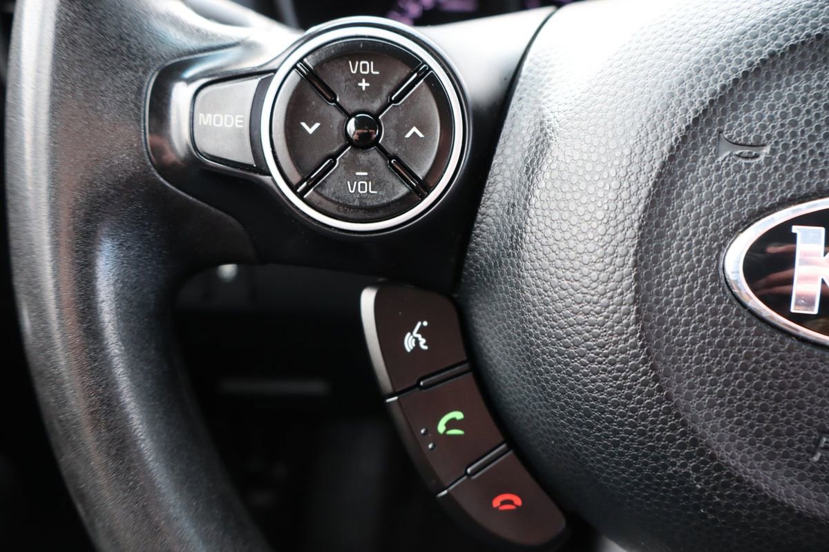 Used 2018 Kia Soul + FWD image 29