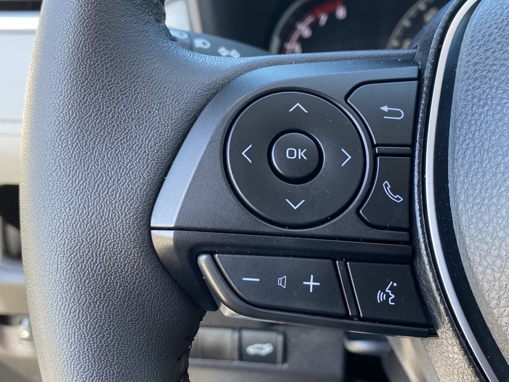 Certified 2025 Toyota RAV4 XLE w/ Convenience Package FWD image 26