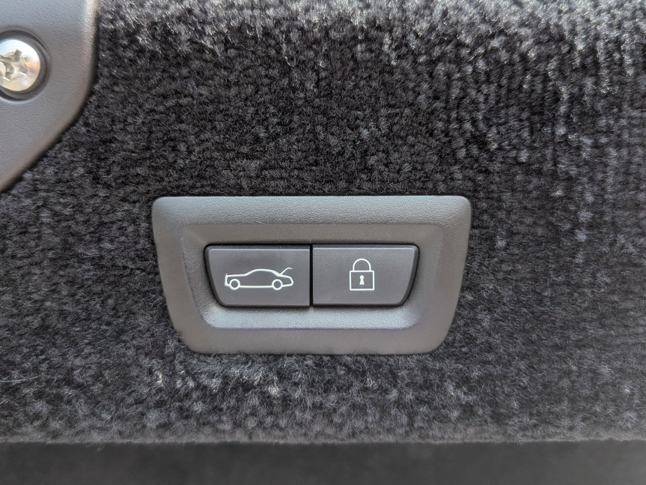 Used 2018 Rolls-Royce Dawn image 54