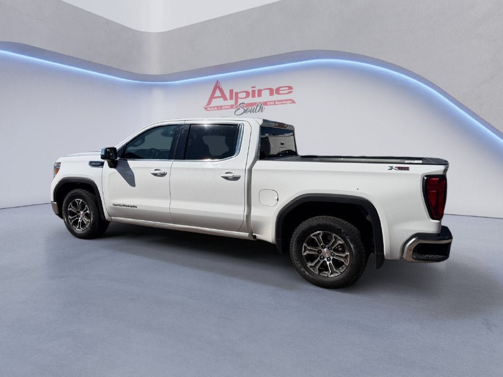Used 2020 GMC Sierra 1500 SLE w/ X31 Off-Road Package AWD/4WD image 3
